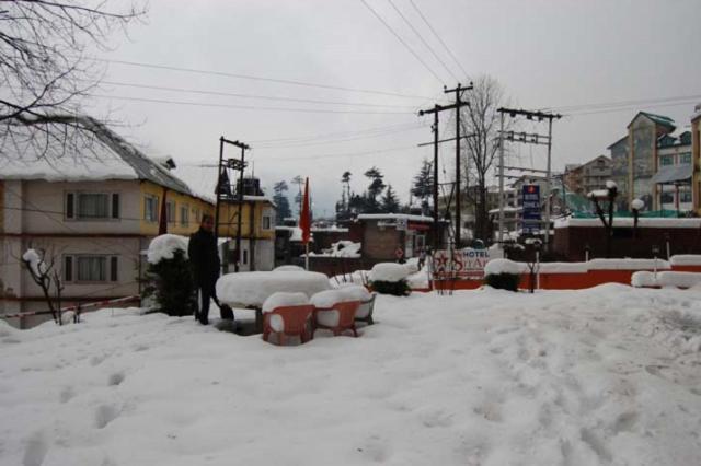 Hotel Sitara International Manali  Exterior photo
