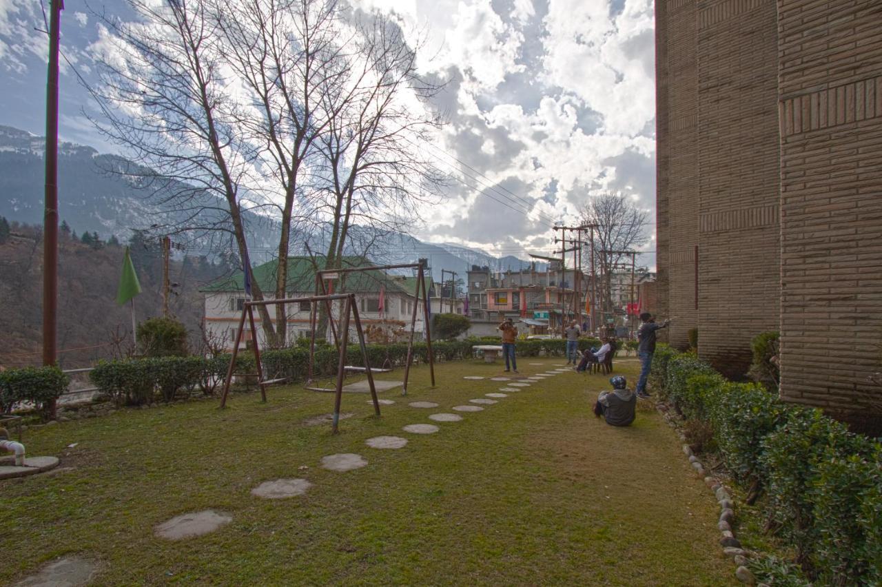 Hotel Sitara International Manali  Exterior photo