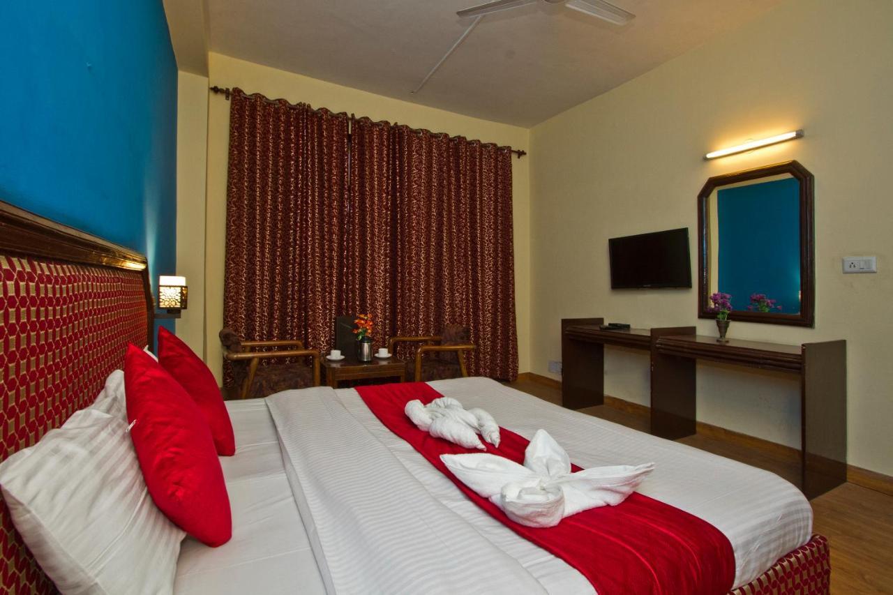 Hotel Sitara International Manali  Exterior photo