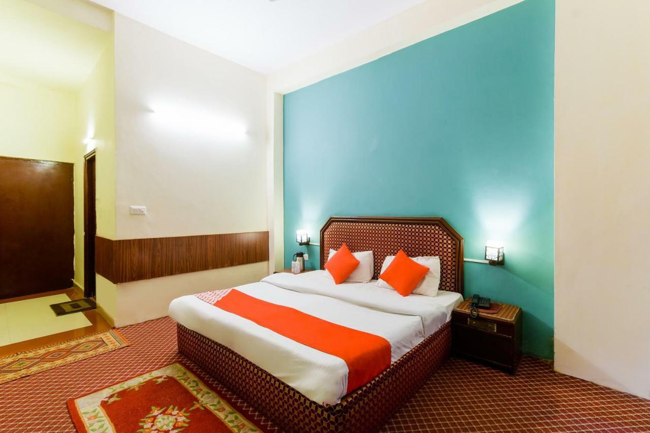 Hotel Sitara International Manali  Exterior photo