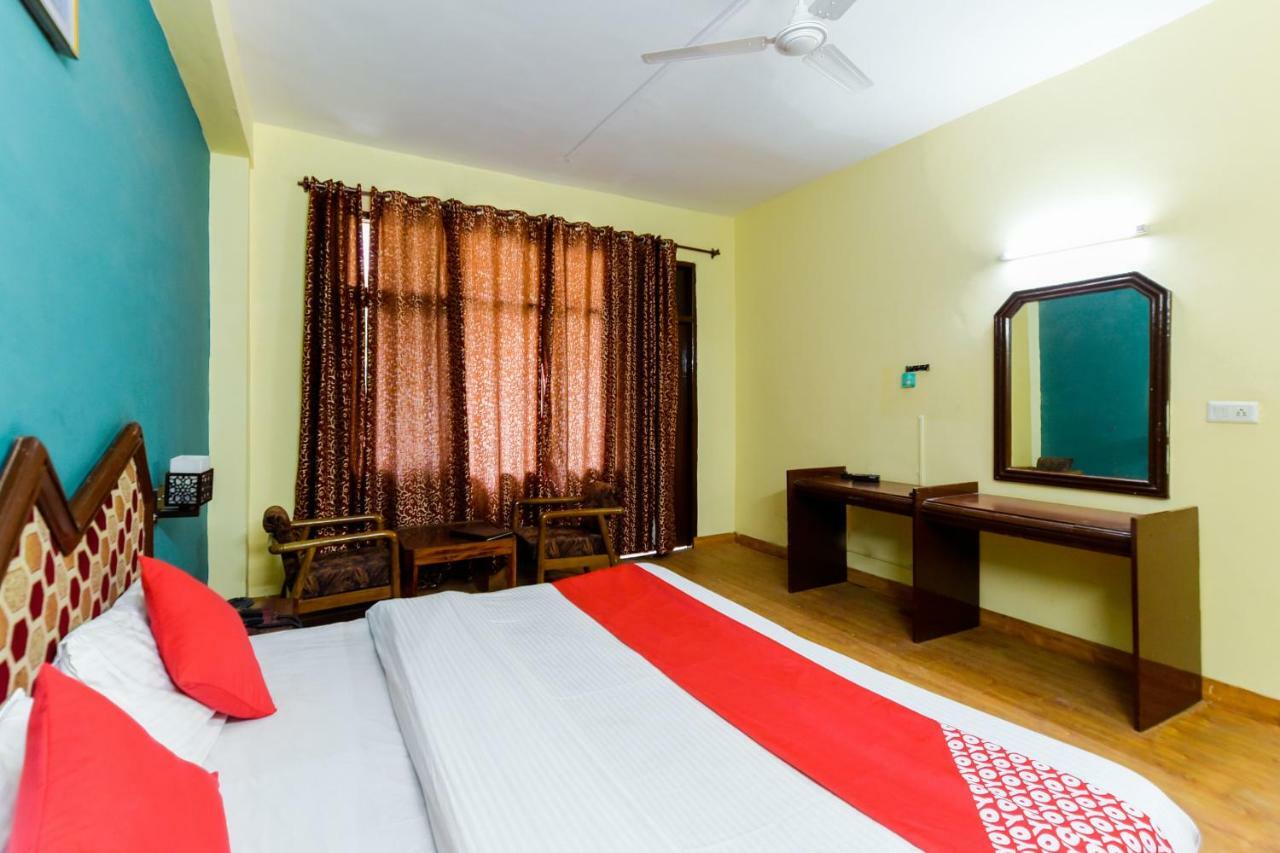 Hotel Sitara International Manali  Exterior photo