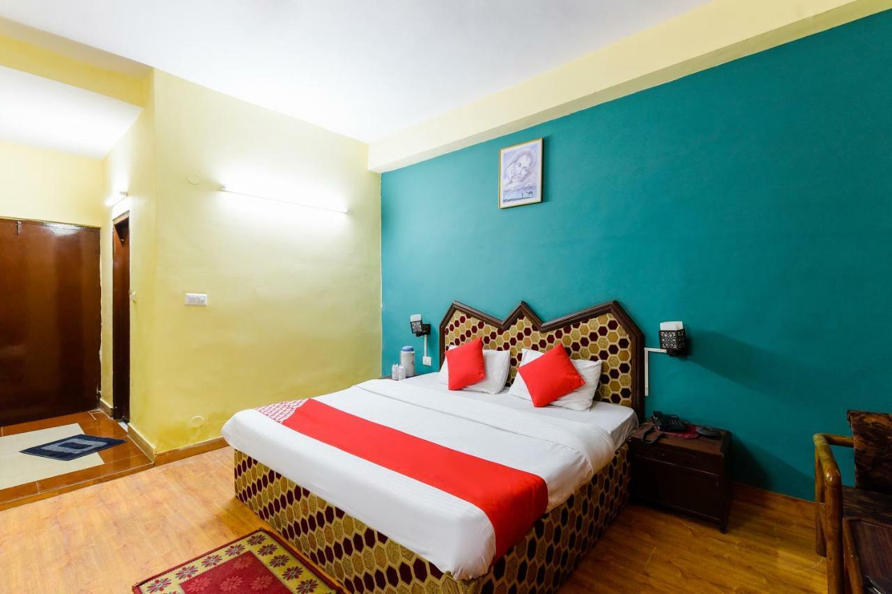 Hotel Sitara International Manali  Exterior photo